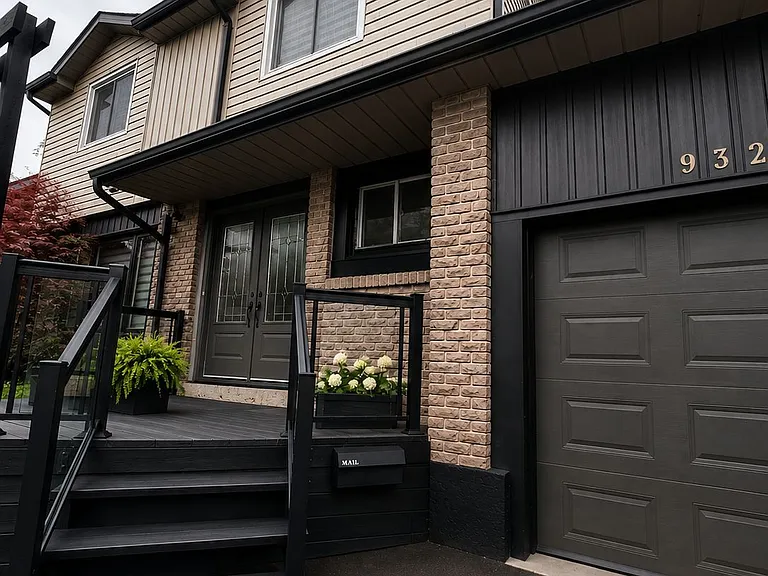 932 Elgin St #MAIN — Photo 1