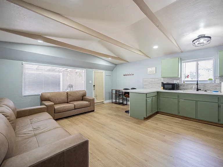 1221 E Highland Ave, Phoenix Az — Photo 6