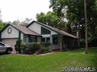 552 N Oleander Ave, Daytona Beach, FL 32118
