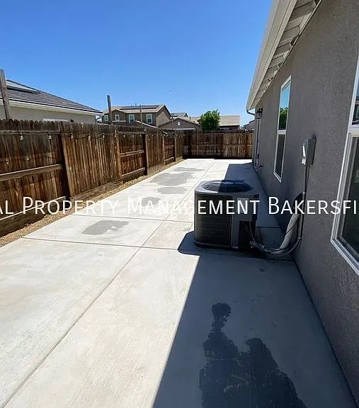 6000 Whaleback Ave — Photo 16