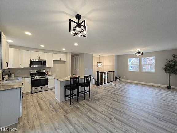 5th image of 3087 Junior Pkwy