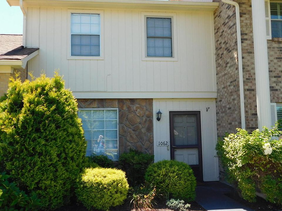 1st image of 7914 Gleason Dr APT 1062