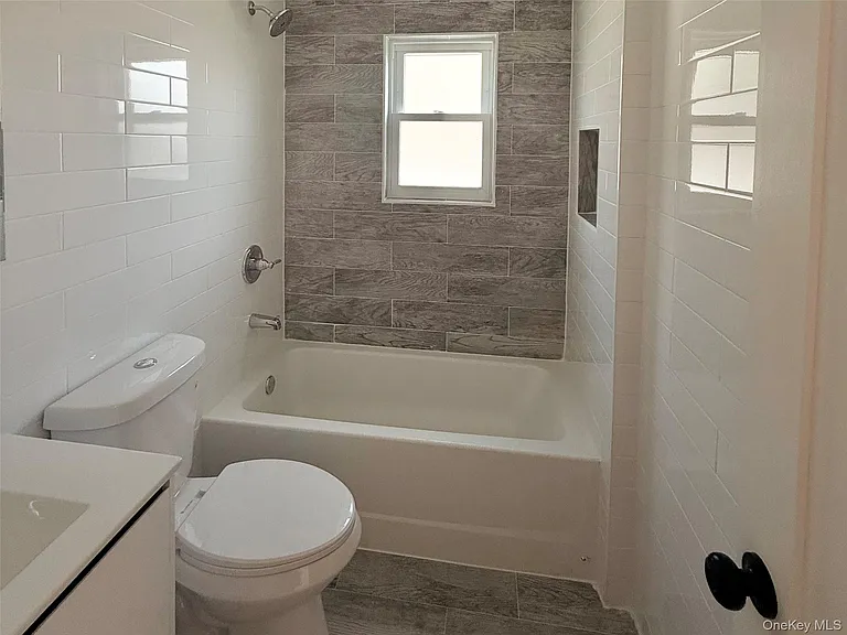 342 E 234th St #2 — Photo 3