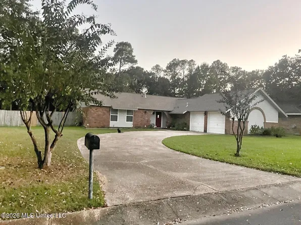 11129 Ellis Dr, Gulfport, MS 39503