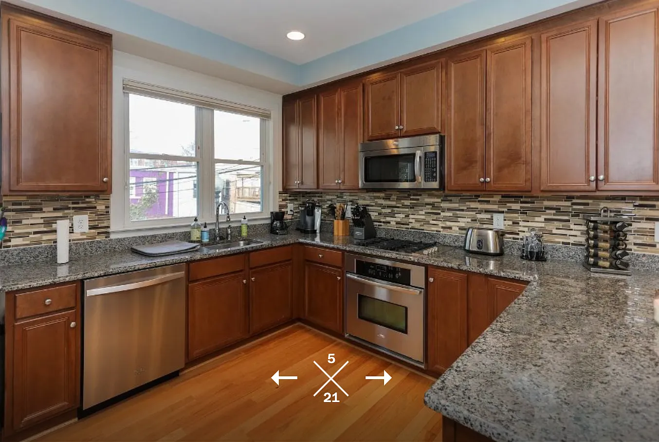3 bed, $4,995 — Photo 1