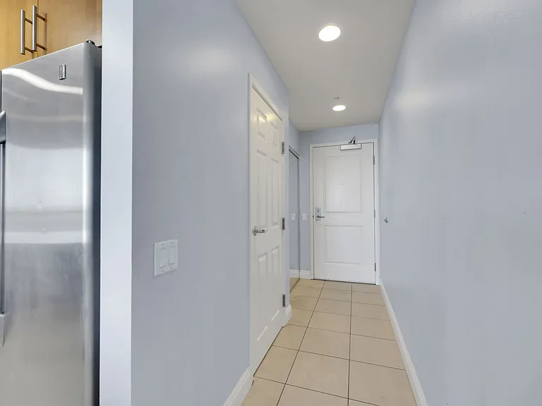 200 W Sahara Ave #2909 — Photo 2