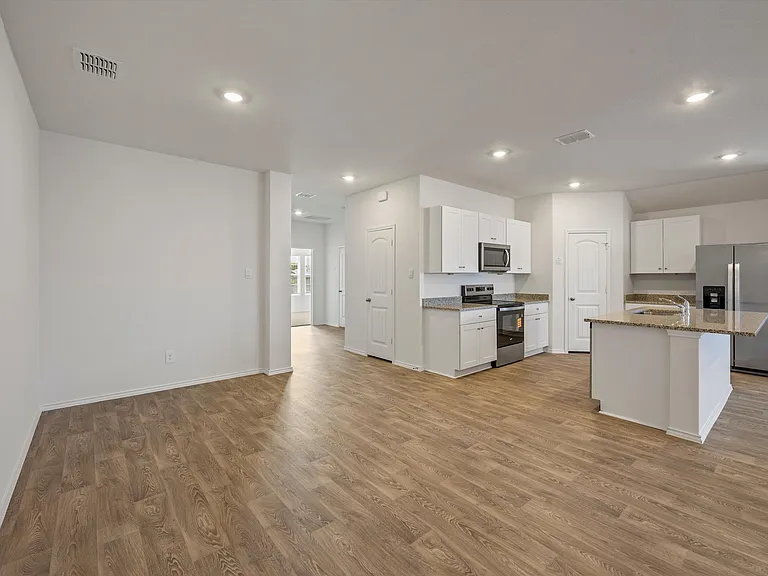 313 Cottonmouth Ln — Photo 12