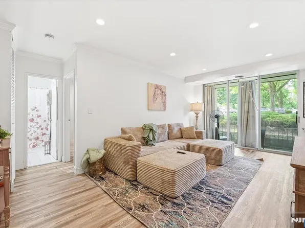 456 River Road, Nutley, NJ 07110