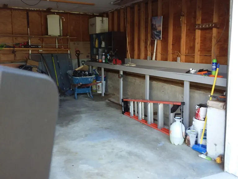 129 Simmonsville Ave #2 — Photo 4