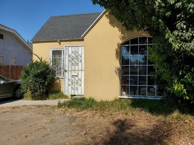 405 W 106th St, Los Angeles, CA, 90003