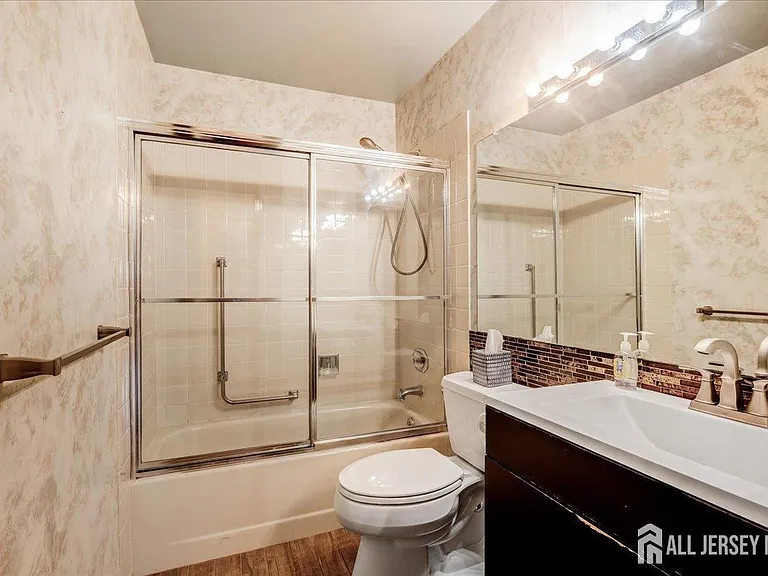 38 Rutland Ln #C — Photo 13