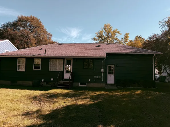 124 Penarrow Rd, Rochester, NY 14618
