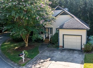 3601 Willow Tree Ln, Clayton, NC 27520