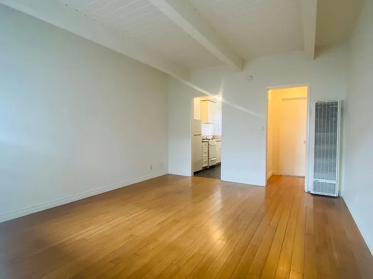 3729 Dunn Dr — Photo 3