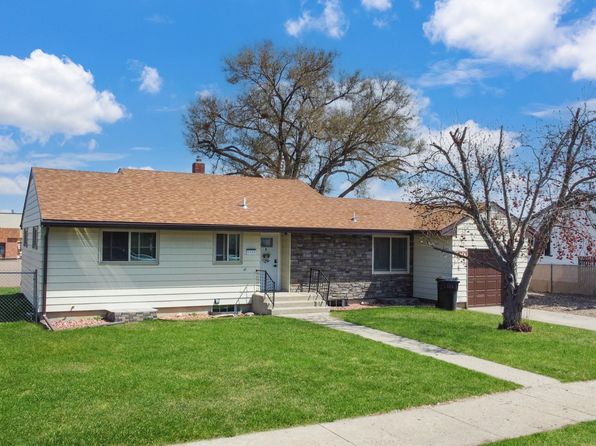 1420 4th Ave W, Williston, ND 58801