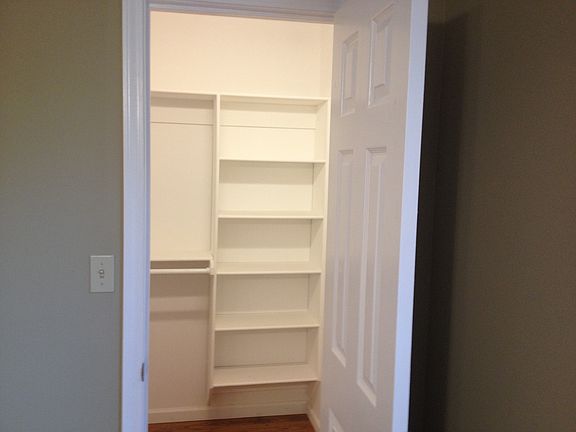 Walk-in closet