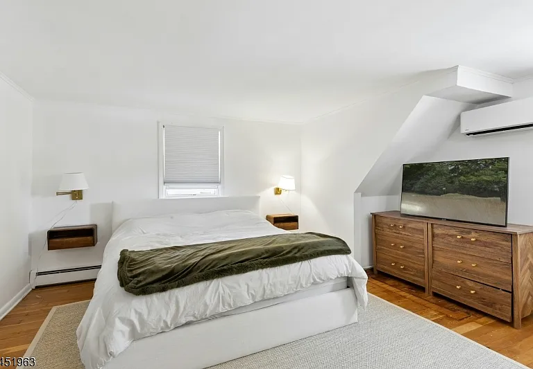 329 Maplewood Ave — Photo 13