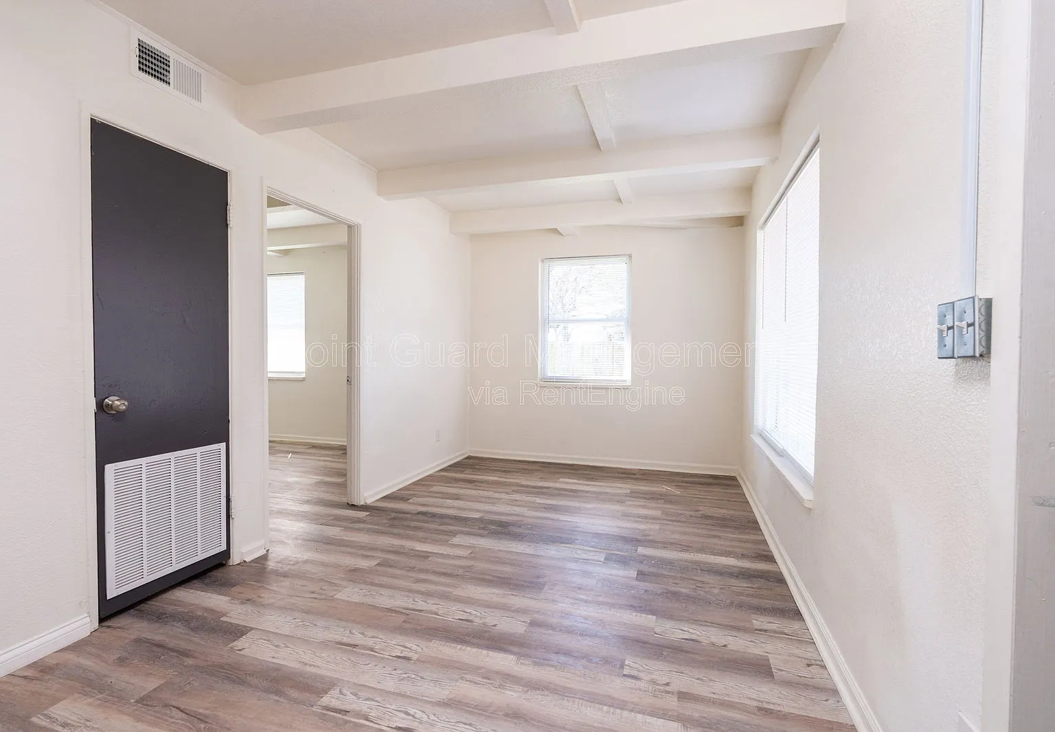 2 bed, 1.0 bath, $850 — Photo 2