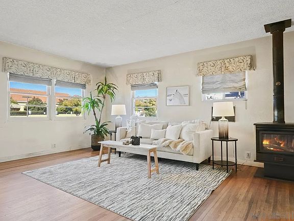 5th image of 13219 Lakeshore Dr