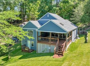 8014 Forest Glen Dr, Pasadena, MD 21122