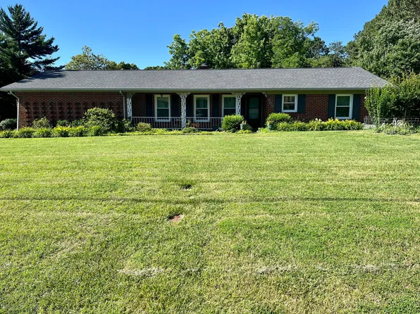 705 Holland Ave, Dalton, GA 30720