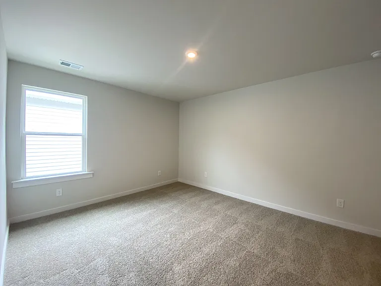 55 Lockwood Dr — Photo 17
