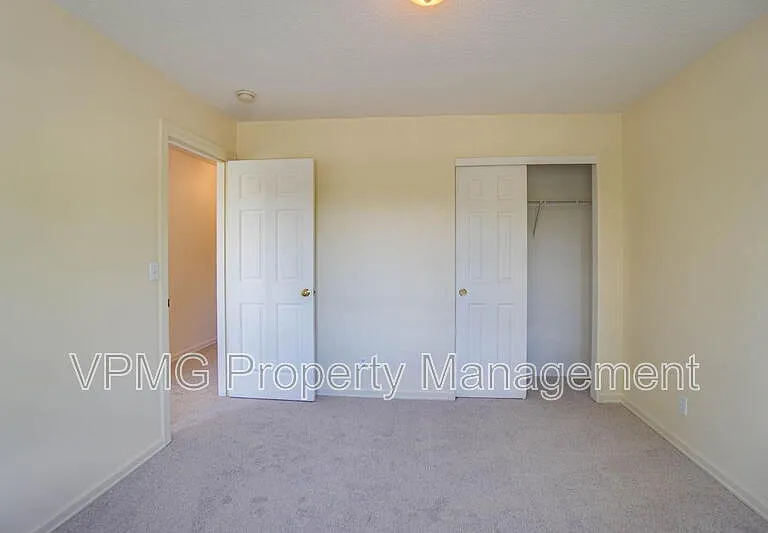 2214 NW 7th St — Photo 20