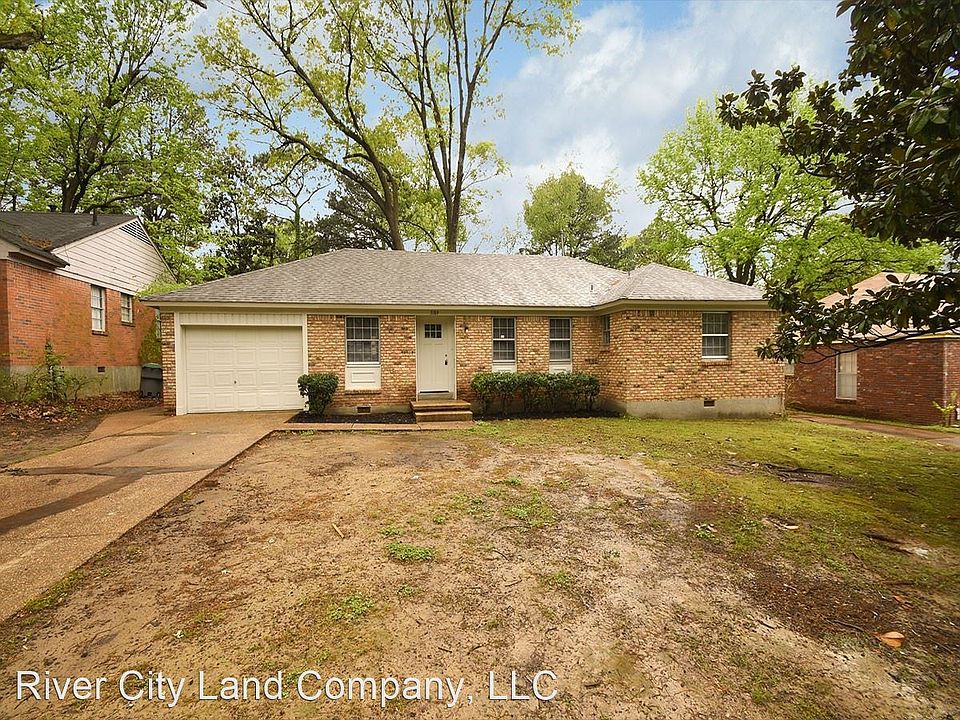 1st image of 3189 Beauchamp Dr