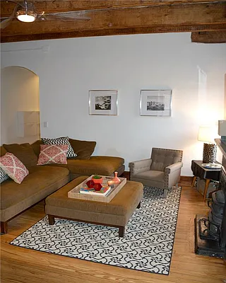 Sold by R New York | media 17