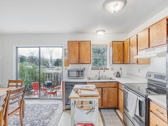 5th image of 4690 Portside Way