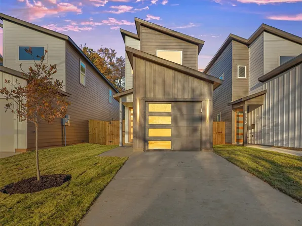 6110 Carlton Garret St, Dallas, TX 75215