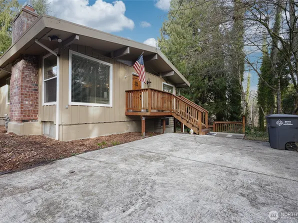 11109 144TH Street E, Puyallup, WA 98374