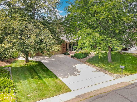 5th image of 825 E Laurel Ave