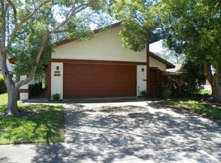 102 Meadowbrook Cir, Daytona Beach, FL 32114