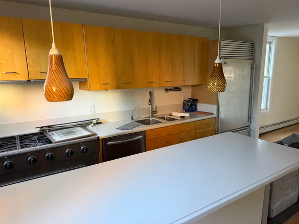 260 Fairmount Ave #2, Jersey City, NJ 07306