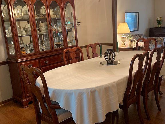 Elegant Dining Room