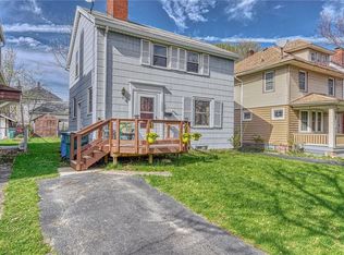 112 Winbourne Rd, Rochester, NY 14619