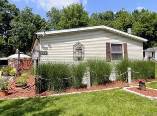 2500 Mann Rd Lot 272, Clarkston, MI 48346
