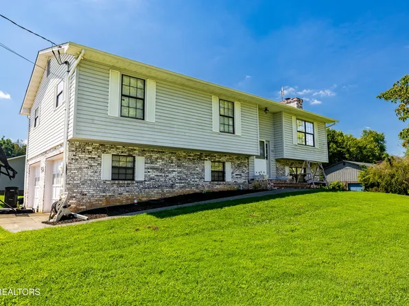 521 Deerfield Cir, Maryville, TN 37804