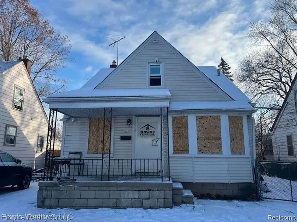 9940 Vaughan St, Detroit, MI 48228