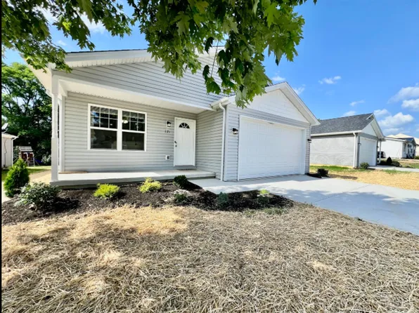 121 Southwind Blvd, Wilmington, OH 45177