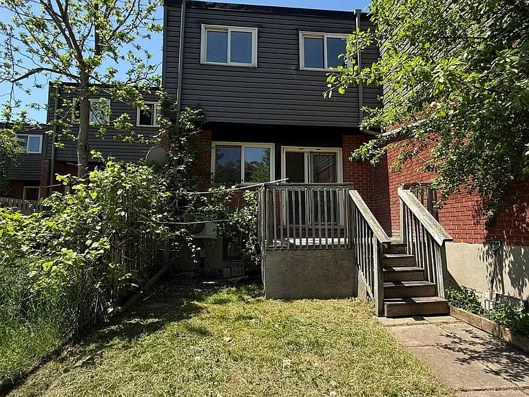 15 Scenic Dr #9 — Photo 24