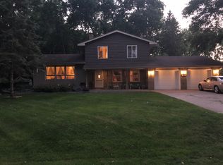 7223 Mill Rd, Centerville, MN 55038