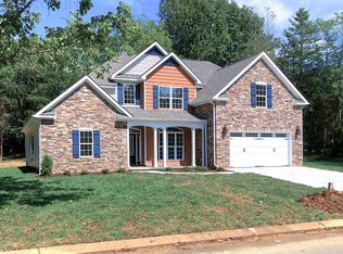 9529 Imperial Dr, Ooltewah, TN 37363