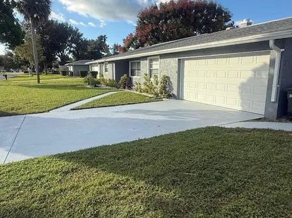 1412 Continental Dr, Daytona Beach, FL 32117