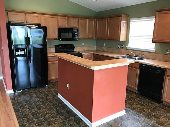5th image of 12482 Sugarberry Way