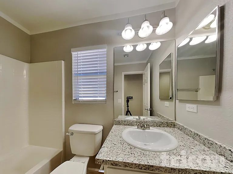 1244 Maple Pines Ave — Photo 14
