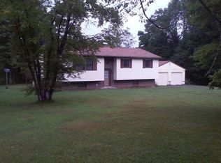727 Boyers Rd, Boyers, PA 16020