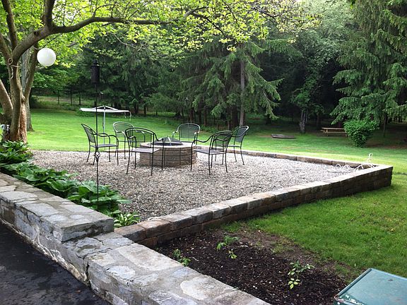 3rd image of 329 Unionville Feura Bush Rd