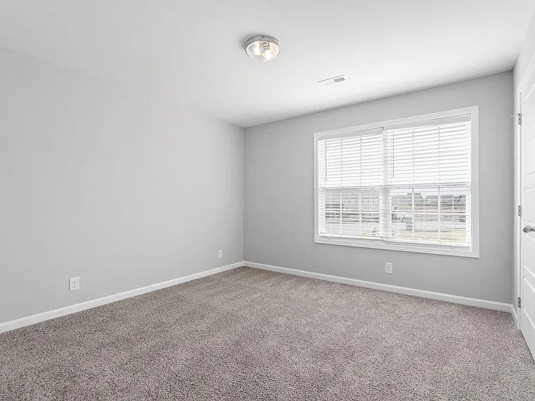 645 Stowe Ct #K — Photo 31